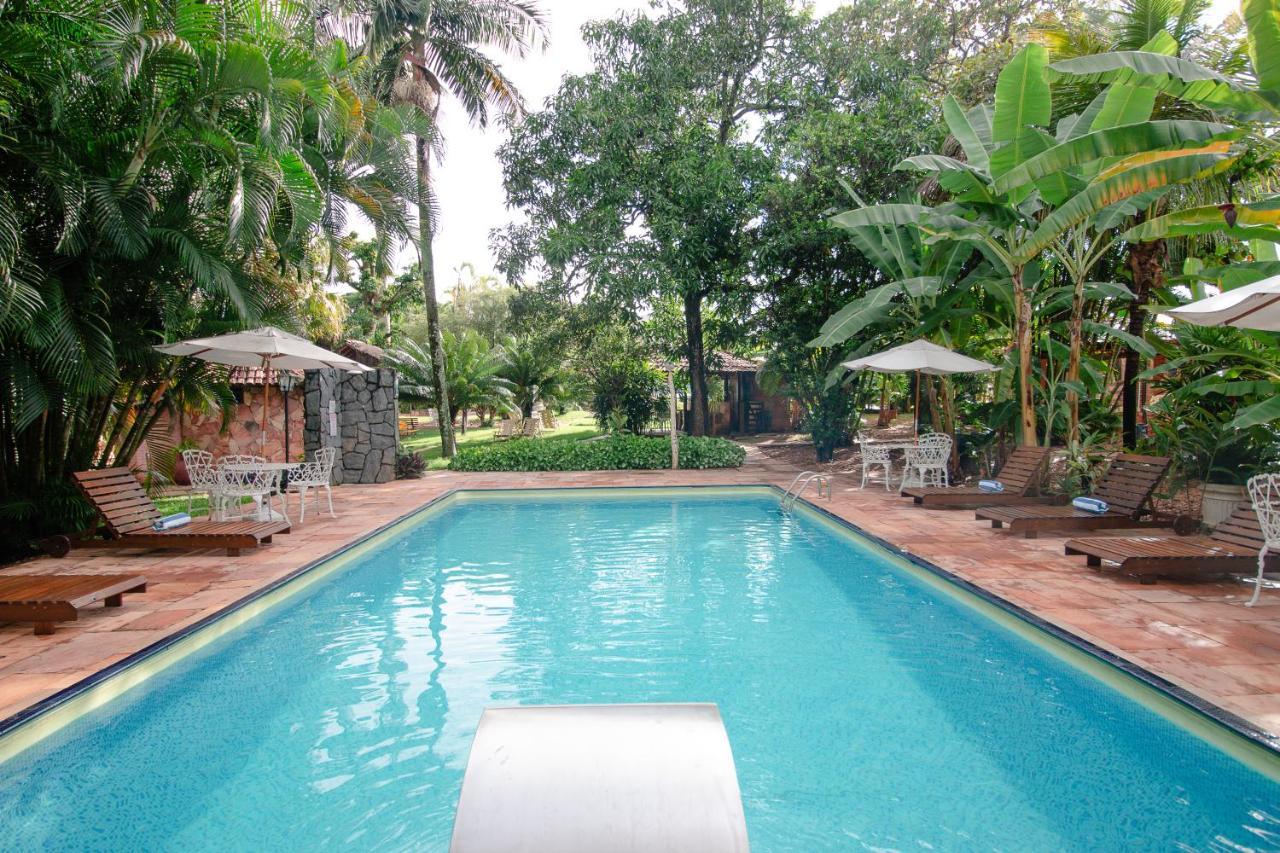 Pouse No Jardim Hotel ปิเรนนอโปลิส ภายนอก รูปภาพ