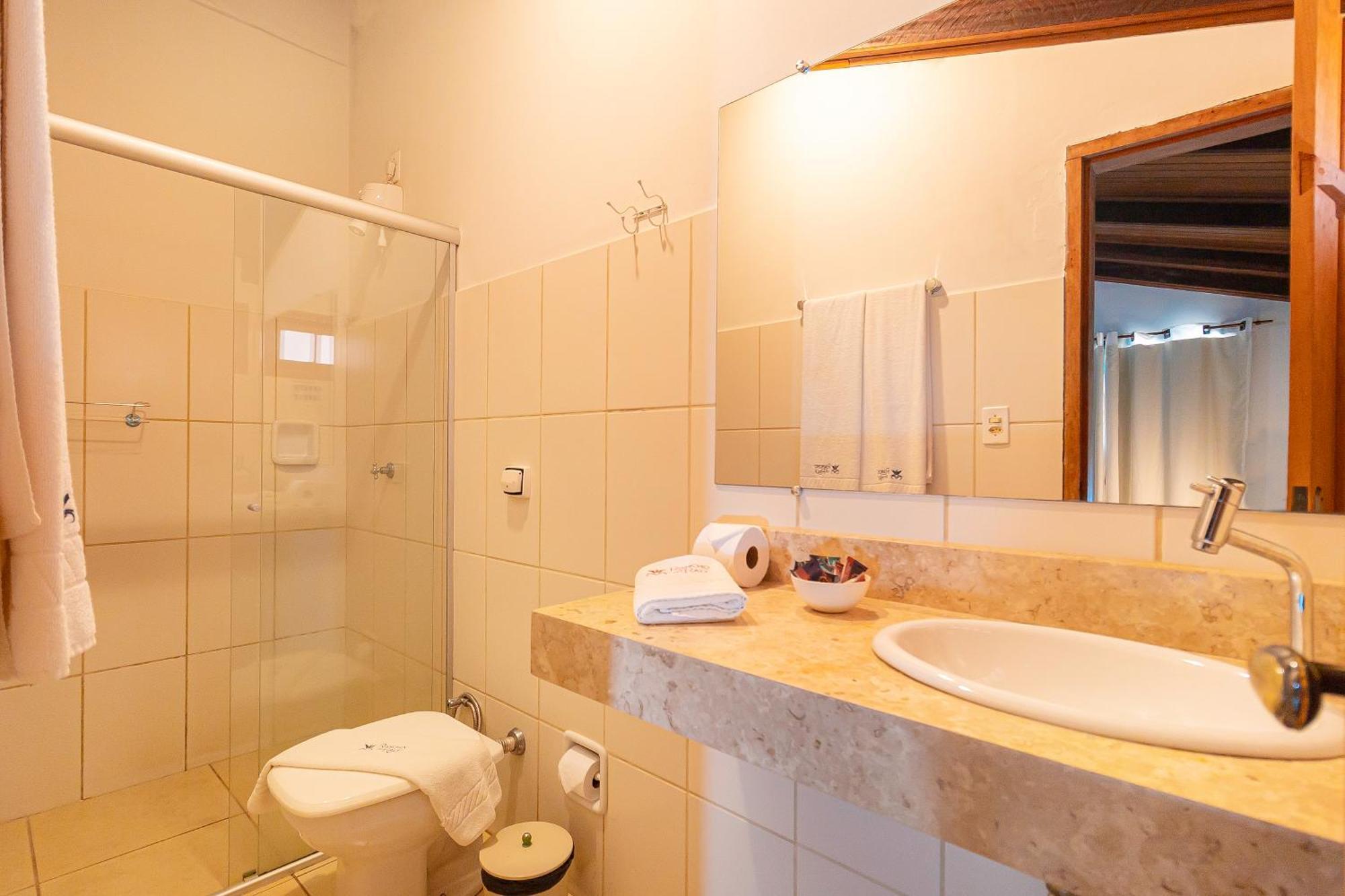 Pouse No Jardim Hotel ปิเรนนอโปลิส ภายนอก รูปภาพ